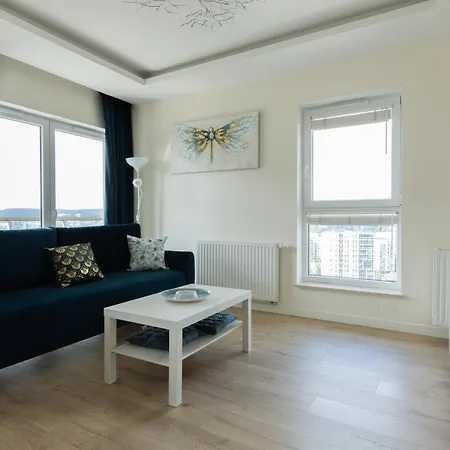 Totu Albatross Towers Apartment